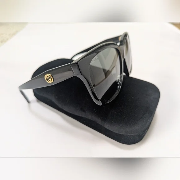 Gucci Women Square Sunglasses GG0800SA 001 Black/Grey Lens 56mm Authentic - Picture 3 of 10